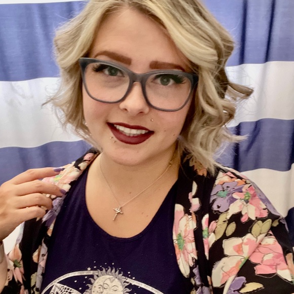 Meet your poser - Picture 11 of 15